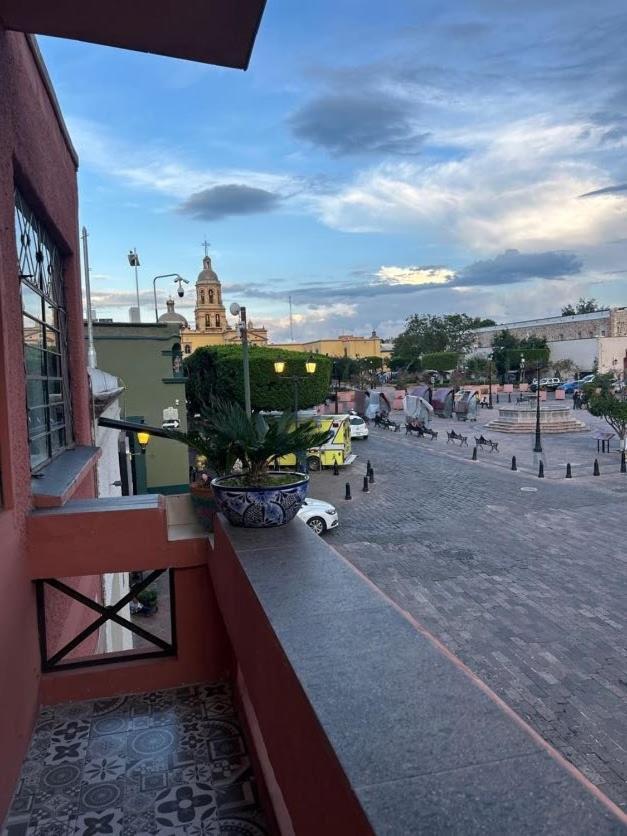 Hotel Lolita & Enri, La Mejor Ubicacion Y Vista En El Centro De Querétaro Esterno foto